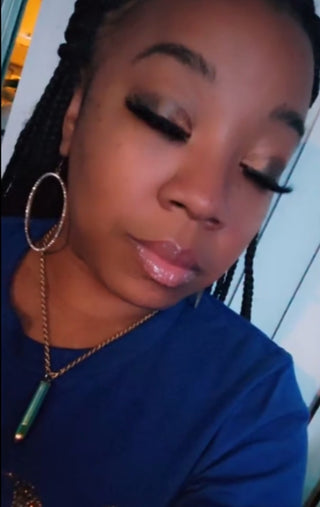 Nychole Elle Lashes by Author Latrice Gleen